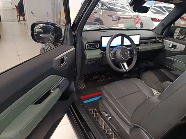 Baojun Yep — Фото автомобиля 15