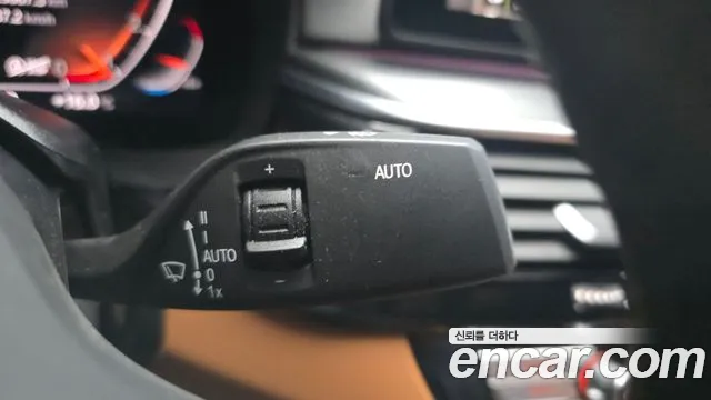 BMW 5 Series G30 — Фото автомобиля 28
