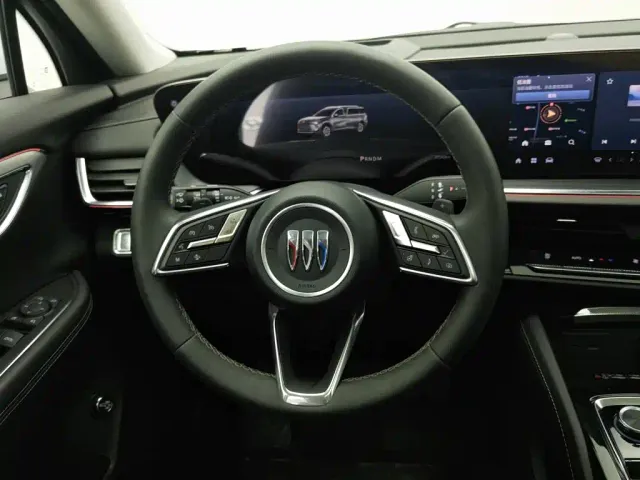 Buick Envision Plus — Фото автомобиля 11