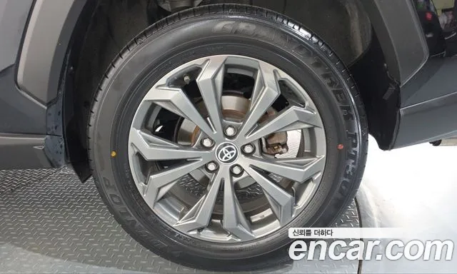 Toyota RAV4 5th Gen — Фото автомобиля 6