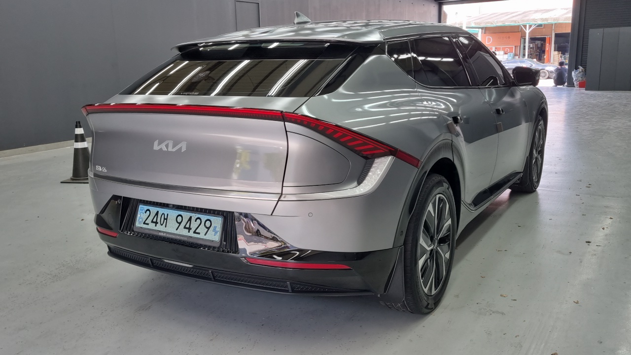 Kia EV6 — Фото автомобиля 2