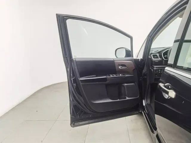 Honda Odyssey — Фото автомобиля 8