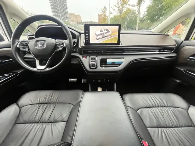 Honda Odyssey — Фото автомобиля 9