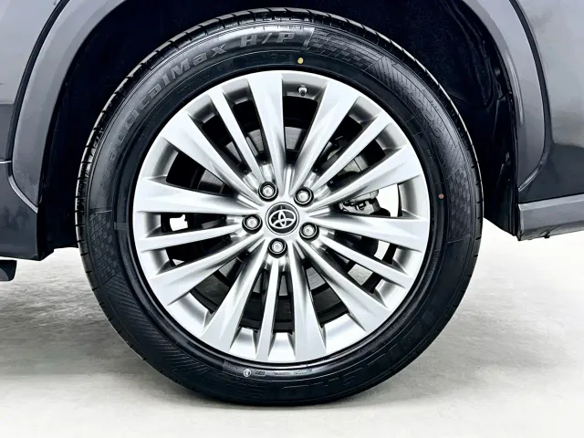 Toyota Highlander — Фото автомобиля 17
