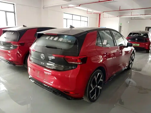 Volkswagen ID.3 — Фото автомобиля 6
