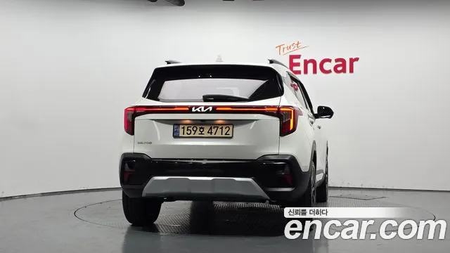 Kia Seltos New — Фото автомобиля 4