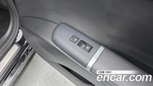 Hyundai Grandeur GN7 — Фото автомобиля 19