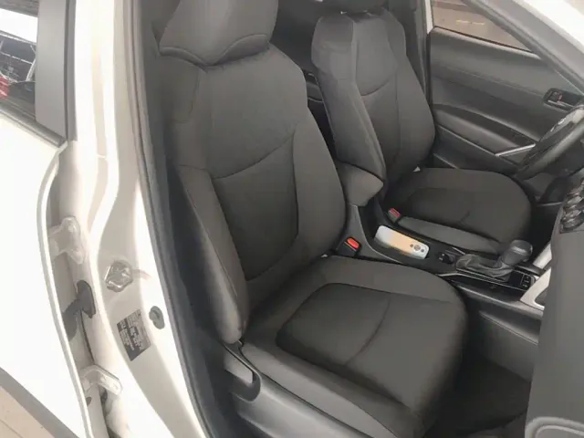 Toyota Corolla Cross — Фото автомобиля 24