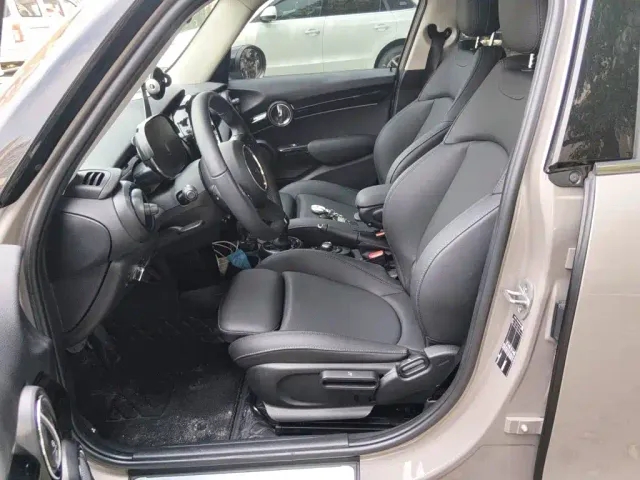 MINI Hatch — Фото автомобиля 7