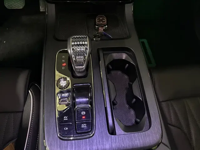 GAC Trumpchi GS8 — Фото автомобиля 15