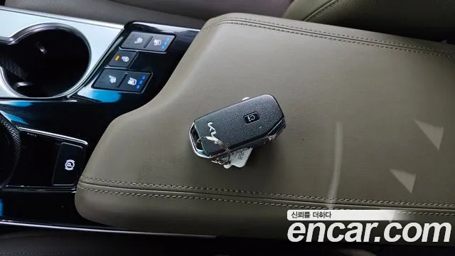 Kia K8 Hybrid — Фото автомобиля 25
