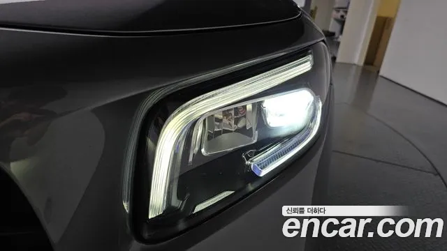 Mercedes-Benz GLB-Class — Фото автомобиля 20