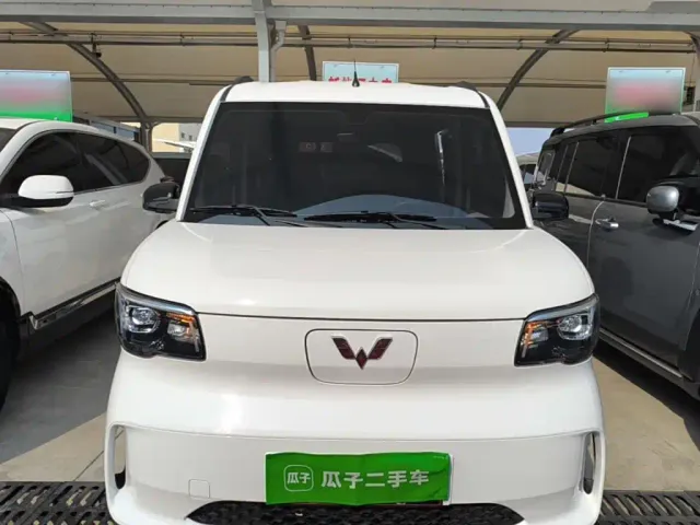 Wuling Zhiguang NEV — Фото автомобиля 2