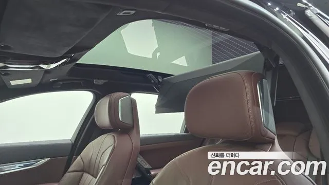 BMW i7 G70 — Фото автомобиля 22