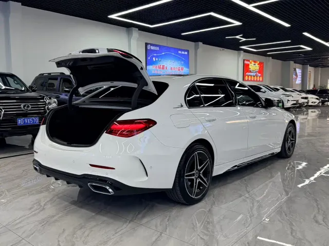 Mercedes-Benz C-Class — Фото автомобиля 5
