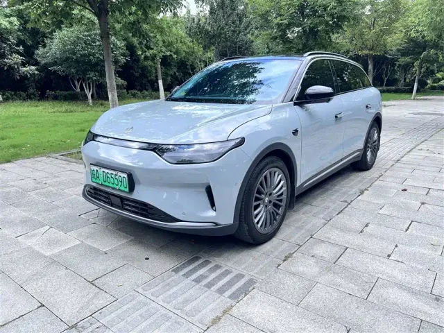 Leapmotor C11 — Фото автомобиля 10
