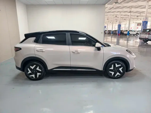 Wuling Bingo S — Фото автомобиля 8