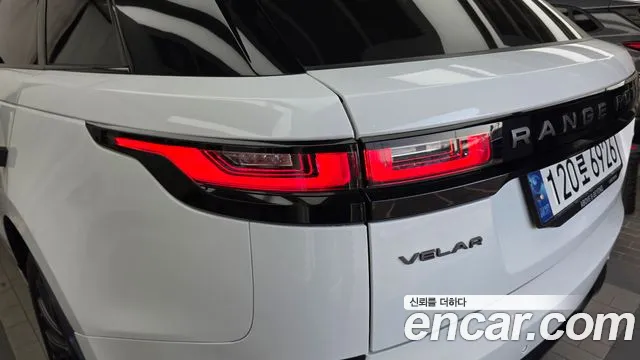 Land Rover Range Rover Velar — Фото автомобиля 23