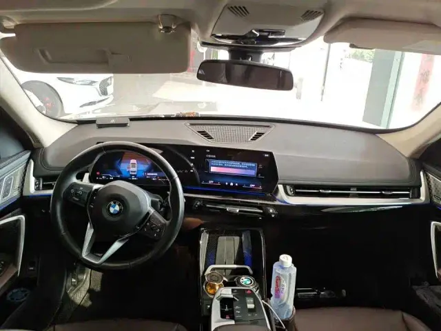 BMW X1 — Фото автомобиля 6