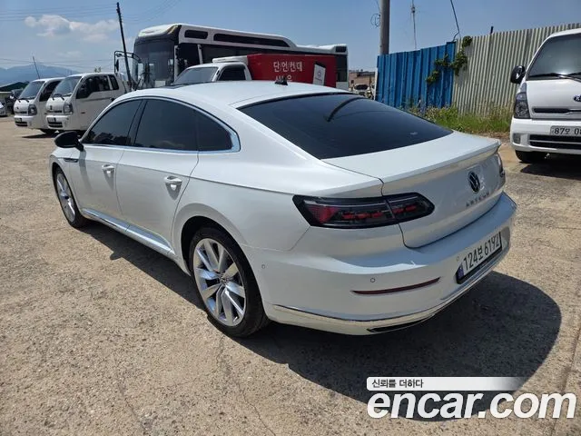 Volkswagen Arteon — Фото автомобиля 12
