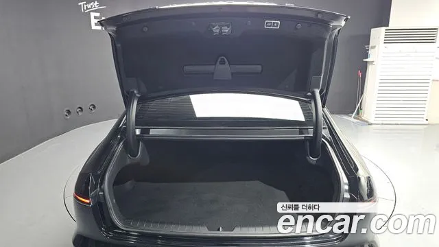 Hyundai Grandeur GN7 — Фото автомобиля 20