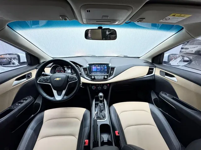 Chevrolet Monza — Фото автомобиля 13