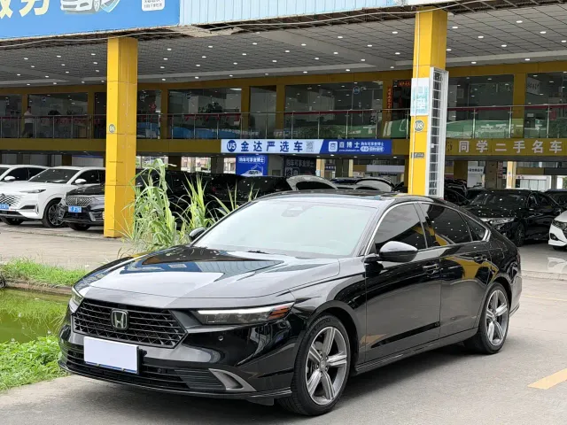 Фотография автомобиля — Honda Accord