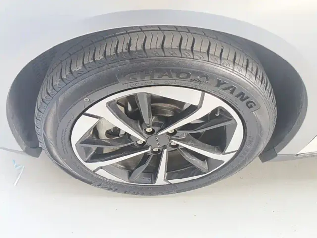 GAC Aion Y — Фото автомобиля 22