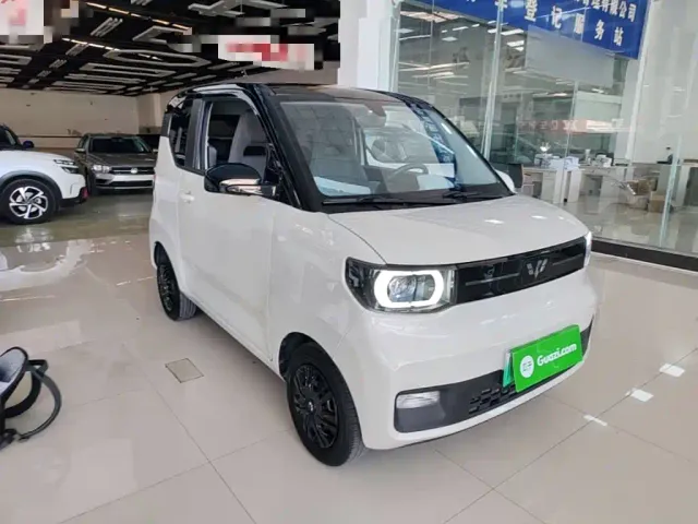 Wuling Hongguang Mini EV — Фото автомобиля 3