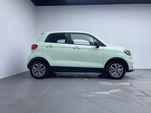 Leapmotor T03 — Фото автомобиля 8