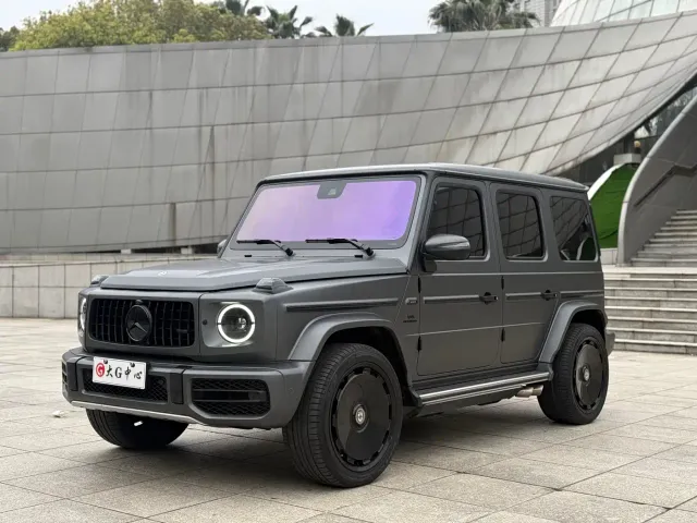 Фотография автомобиля — Mercedes-Benz G-Class