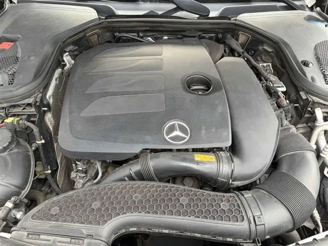 Mercedes-Benz E-Class — Фото автомобиля 9