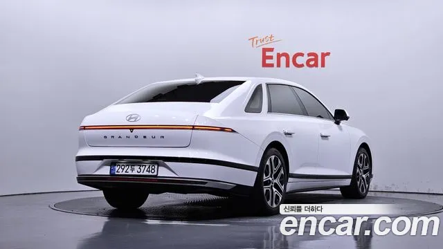Hyundai Grandeur GN7 — Фото автомобиля 2