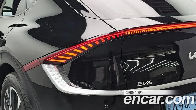 Kia EV6 — Фото автомобиля 8
