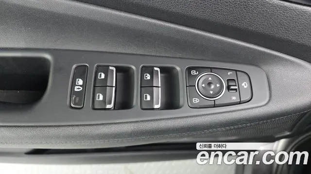 Hyundai Santafe Новый Santa Fe Дизель 2.2 4WD — Фото автомобиля 26