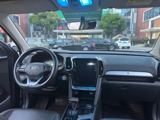 Hyundai ix35 — Фото автомобиля 12