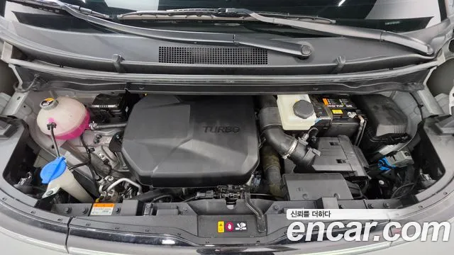 Hyundai Staria — Фото автомобиля 9