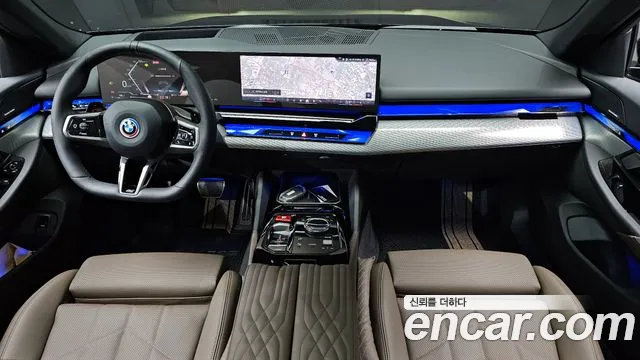 BMW 5 Series G60 — Фото автомобиля 7