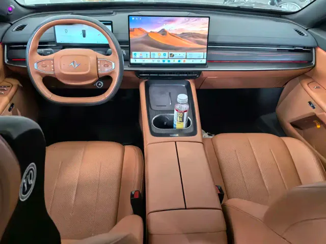 Dongfeng eπ 007 — Фото автомобиля 8