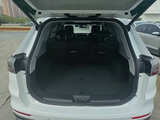 Chery Tiggo 8 PLUS — Фото автомобиля 18