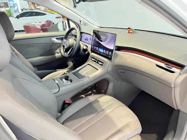 Shangjie SUV — Фото автомобиля 22