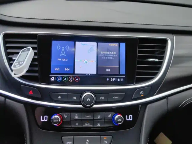 Buick LaCrosse — Фото автомобиля 13