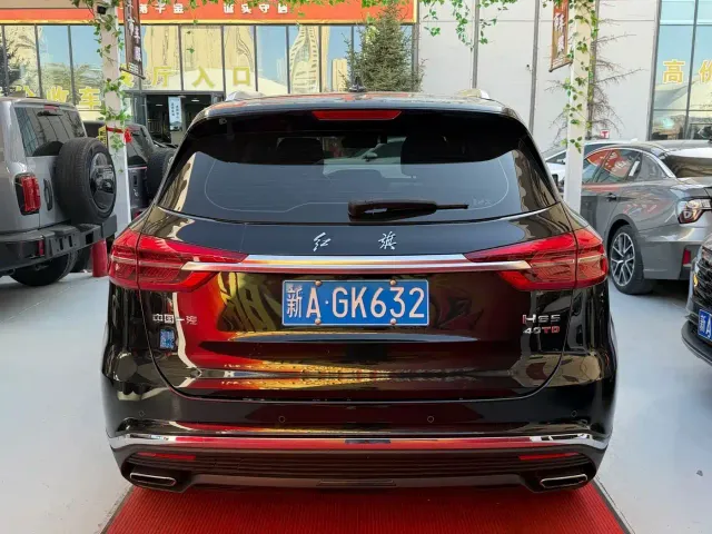 Hongqi HS5 — Фото автомобиля 8
