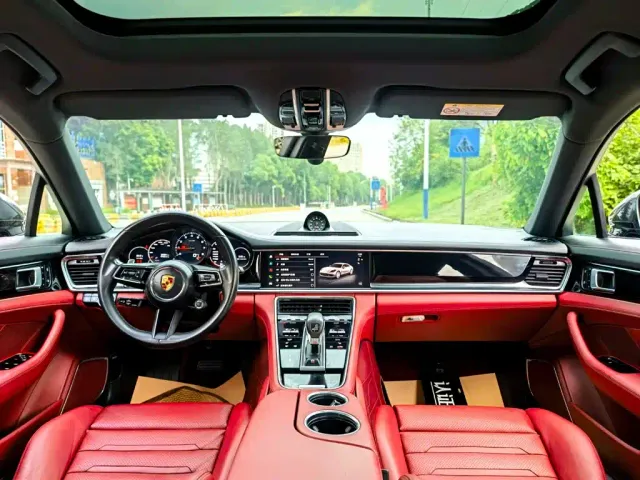 Porsche Panamera — Фото автомобиля 8