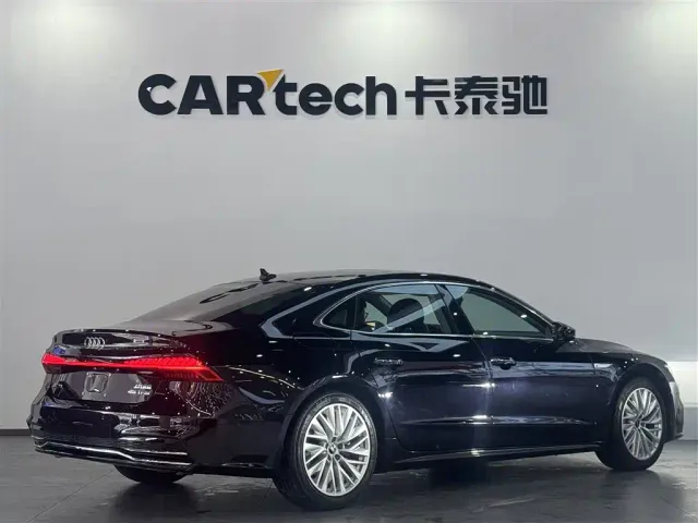 Audi A7L — Фото автомобиля 4