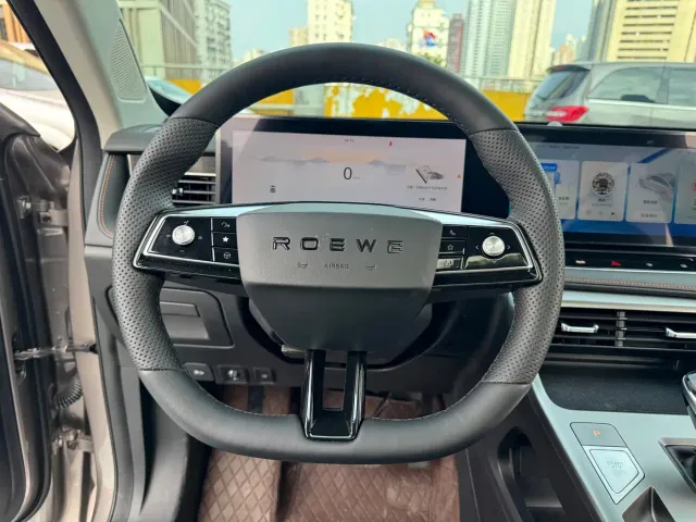 Roewe RX5 — Фото автомобиля 13