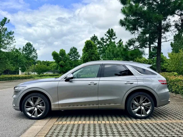 Genesis GV70 — Фото автомобиля 3