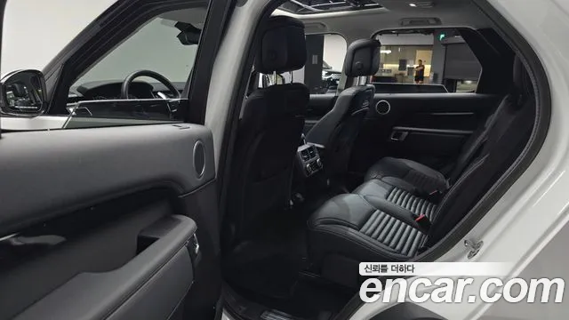 Land Rover Discovery — Фото автомобиля 26
