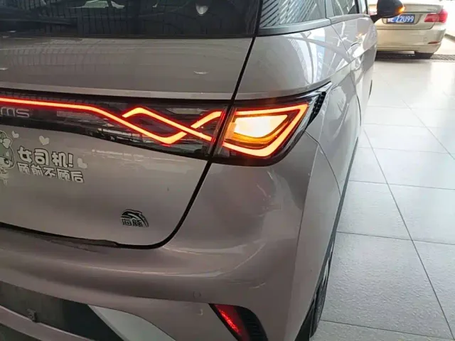 BYD Dolphin — Фото автомобиля 7