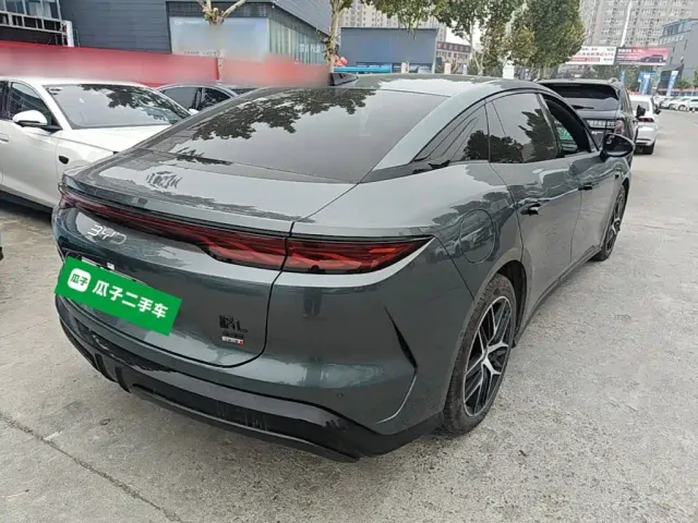 BYD Han L — Фото автомобиля 6